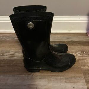 Ugg rain boots